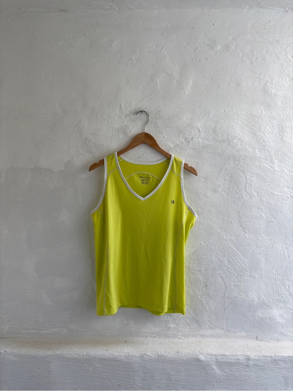 Women’s large  athletic champion tank top